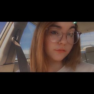 Meet your Posher, Meagan